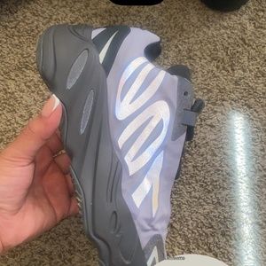 Yeezy 700 Geode